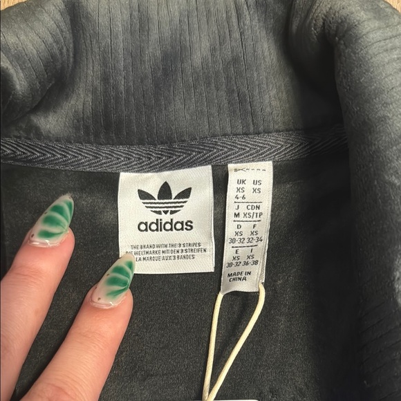 Adidas Velvet Bomber NWT - XS - Picture 2 of 6